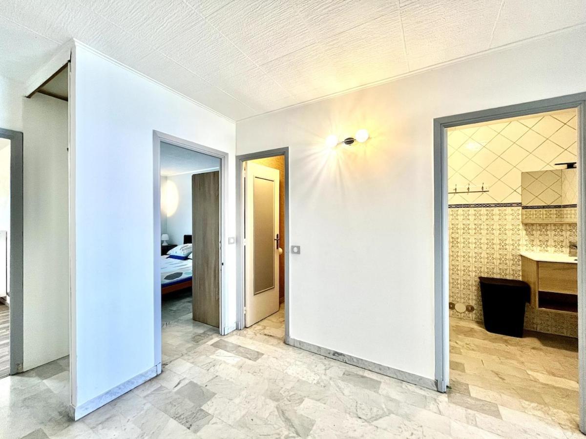 Spacious 2p Terrace With Sea View Lejlighed